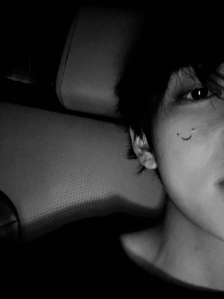 Bts V Union On Twitter Only One Day Left Let S Smilewithtaehyung Today Share Your Photos Recreating Tae S Selcas With A Smile On Any Part Of Your Body You Want And Let S
