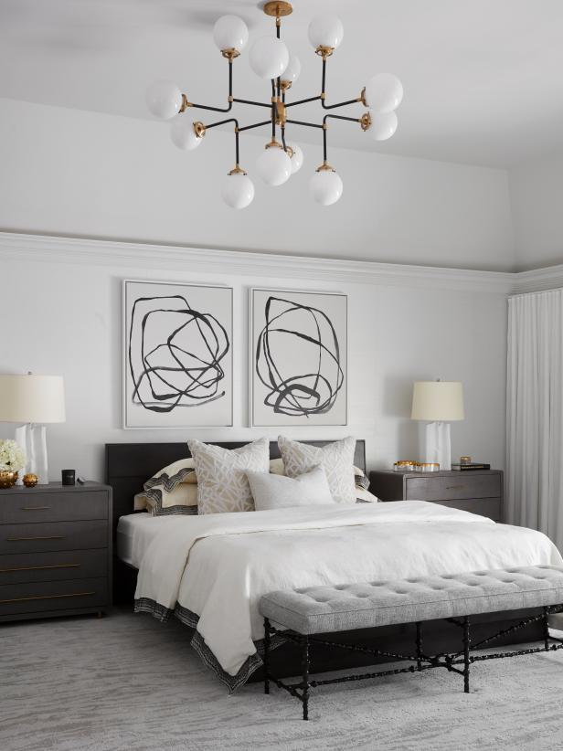 RemaxOC's tweet photo. When updating your bedroom, be sure to consider stylish #lighting options. #homeprojects  https://t.co/kqdneg9u8M https://t.co/bPIoBiYsxg
