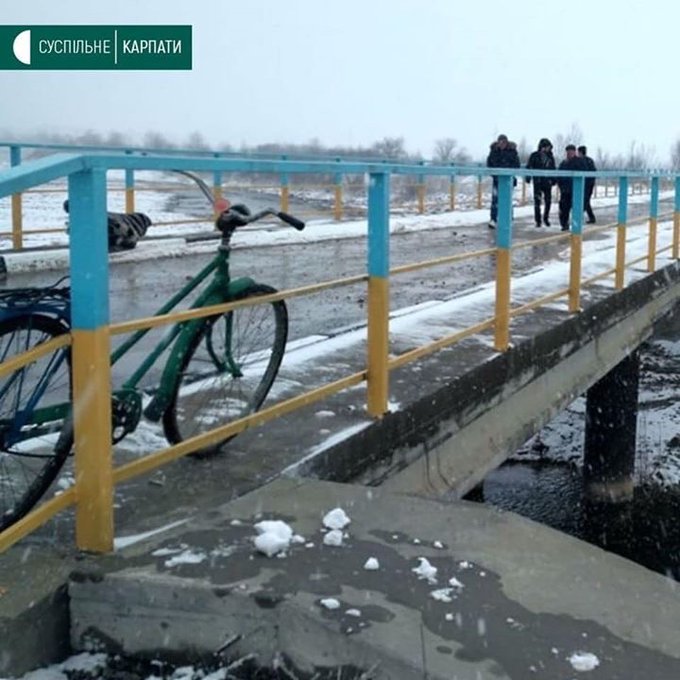 Зеленский открыл восстановленный мост через реку Чечва на Ивано-Франковщине - Цензор.НЕТ 2019