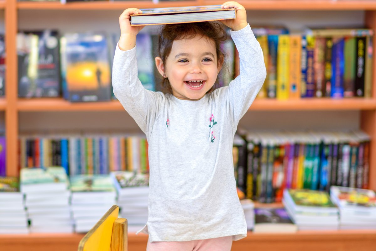 BurlOnLibrary's tweet photo. We are OPEN! We've got all sorts of events happening for kids this week: https://t.co/eSOLiy5v1K

On Dec 31, Central, Alton &amp; Tansley Woods will be open 9am-1pm. Brant Hills, Aldershot &amp; New Appleby will be open 10am-1pm. Kilbride will be closed. 

All branches closed on Jan 1. https://t.co/KugQ8M8uPD
