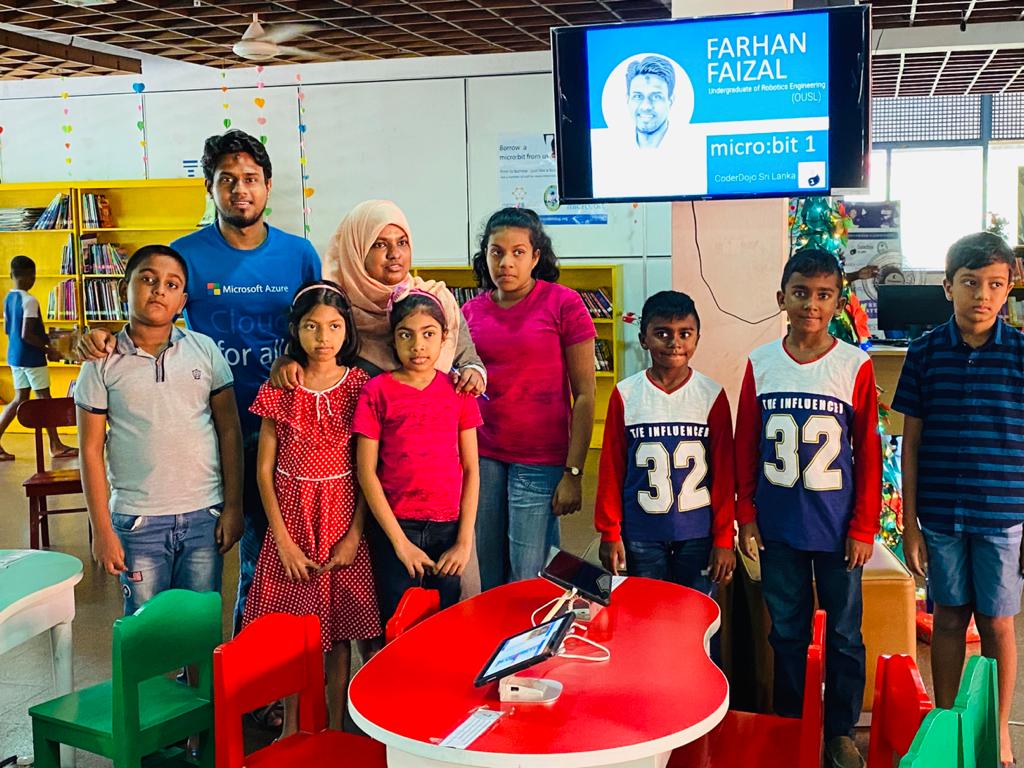 iamYLO_BOLT's tweet image. "FAITH is taking the FIRST STEP even when you don't see the whole staircase."- Martin Luther King, Jr.
Alhamdulillah First of all I would like to thank Dulan for giving me this opportunity with the belief that I will do a GOOD JOB at it Thank you so much.
#CoderDojoLK #microbit