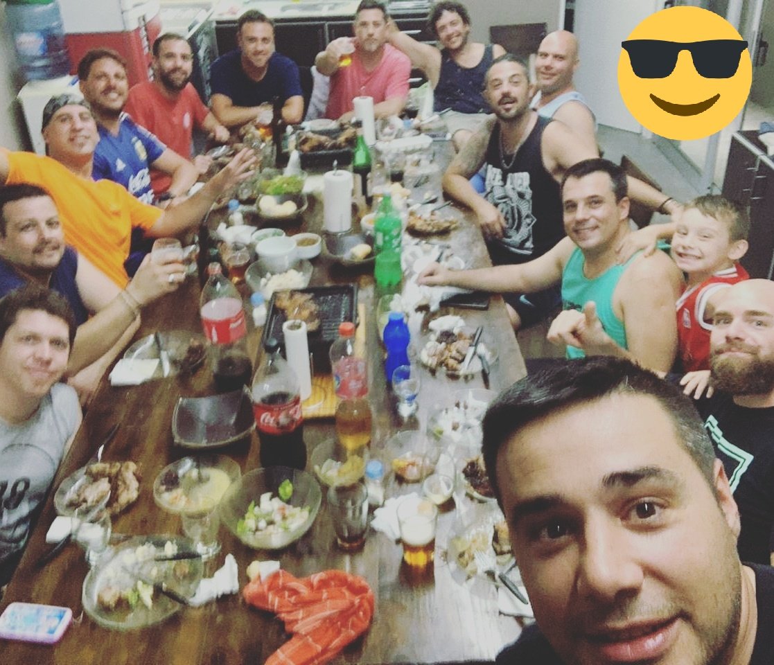 Salud! 🍻🍖🎇  #mesaza