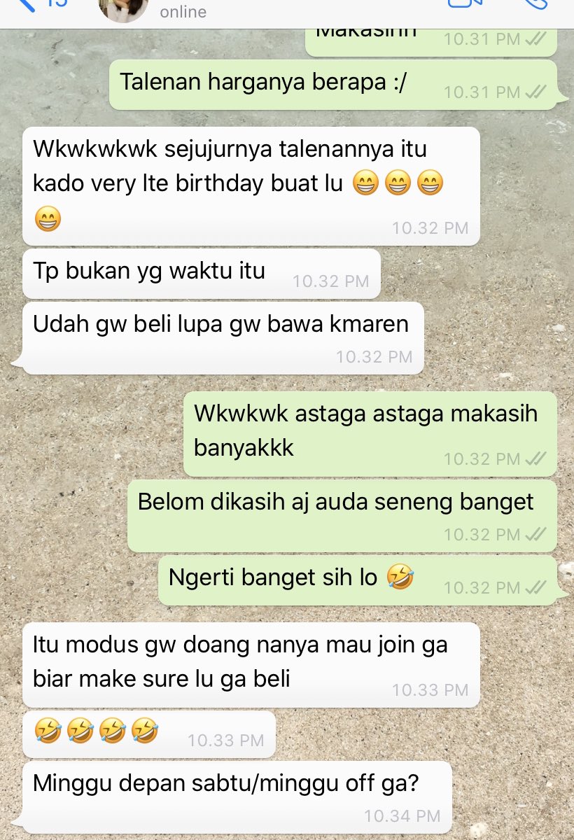 kyowonnie's tweet photo. Apa karena usia? Hadiah bling2 shining shimmering splendid itu kalah sm perkakas dapur dan kebutuhan sehari2? https://t.co/8SbOTpish0