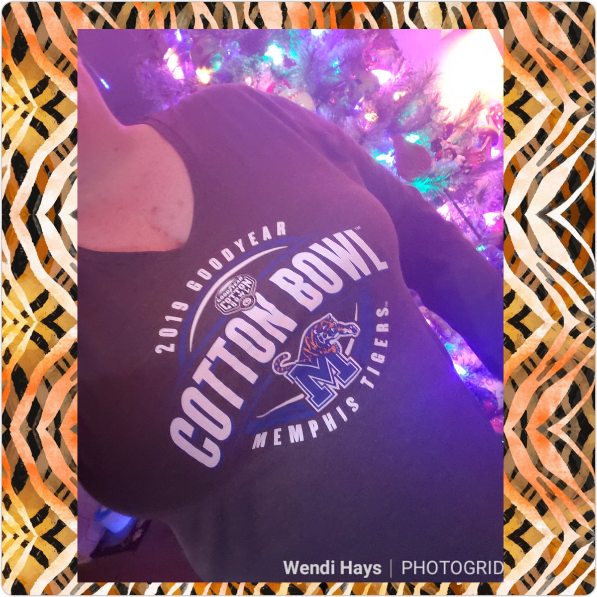 trafficbabe's tweet photo. The countdown is on. Let's do this, Tigers!!! 🐯🏈🐯🏈 #CottonBowl #MemphisAF #MemphisState #UniversityofMemphis #tigerhigh #MemphisStateAlum #MemphisAlum #MemphisTigers #GTG #StripeUp #gotigersgo https://t.co/pqQpVnoltC