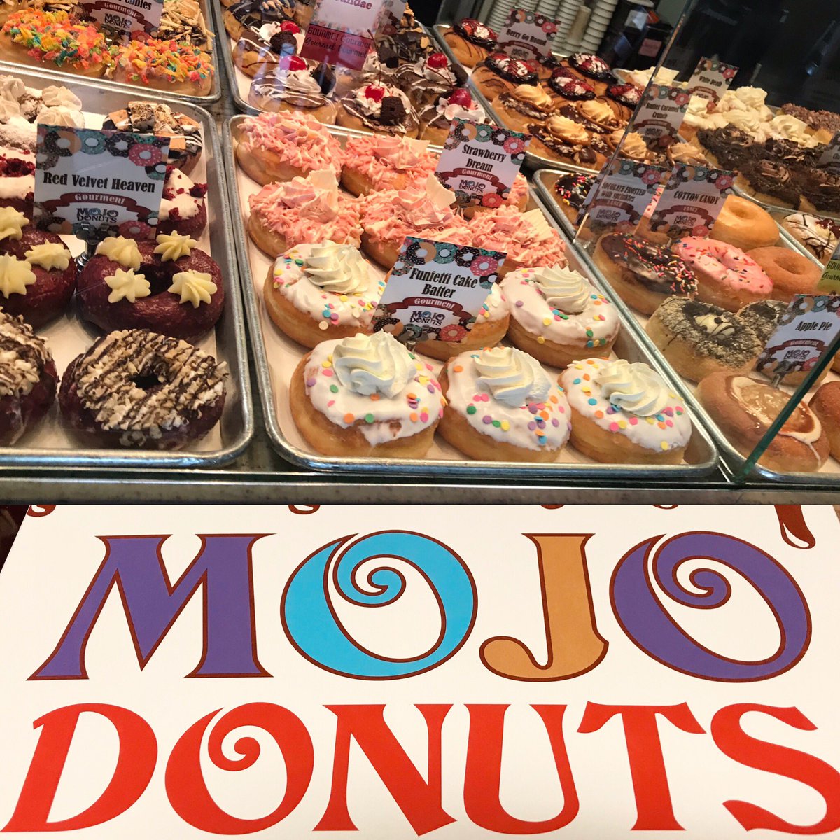 Going fancy with <a href="/mojodonutsmiami/">Mojo Donuts Miami</a> 
Which is your favorite?