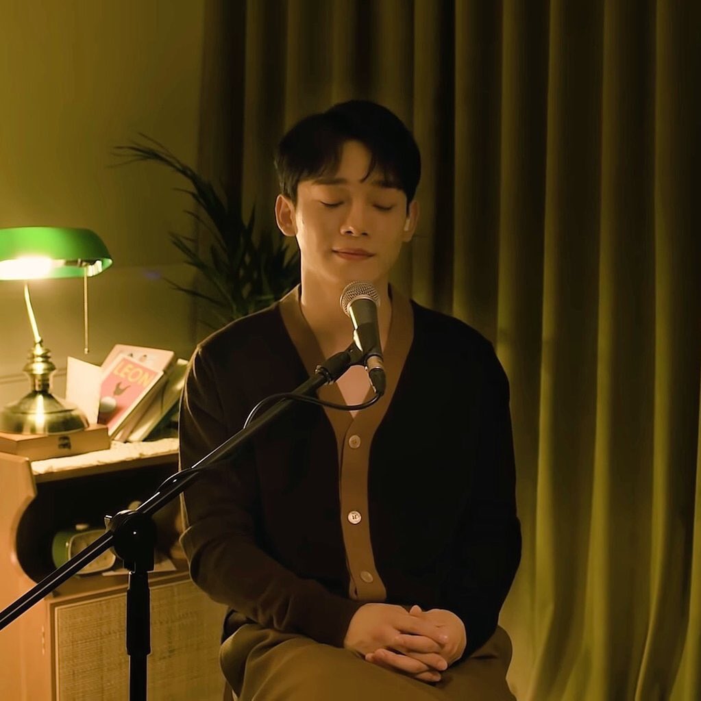 you know what matters most Jongdae is happy and peaceful while singing #8YearsWithCHEN