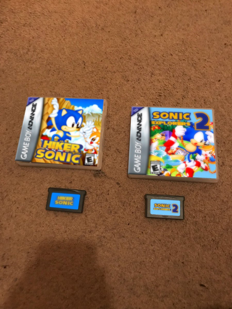 DebugingM's tweet image. I forgot I owned these bootleg Sonic Games for the GBA. Looking back at this and replaying the games I think these are related to Sonic 3 Fighter Sonic and or Sintax #sonicbootlegs #SonicTheHedgehog