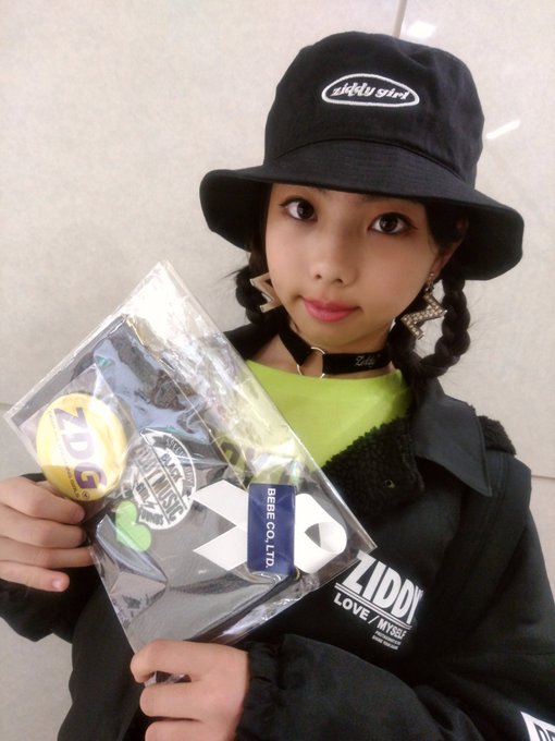 Twitterのコスプレ画像42