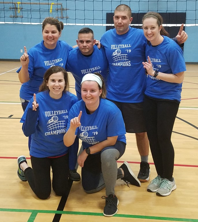 rousecenter's tweet photo. Congrats to our volleyball league champs, A Division: Eggrollz and B Division: Flamin' Hot Cheetos!! Our Winter Season starts early January, and there's still time to register. 
🏐Learn more and sign up here: https://t.co/zGPiE0HhZF. https://t.co/dMLu7qsNDW