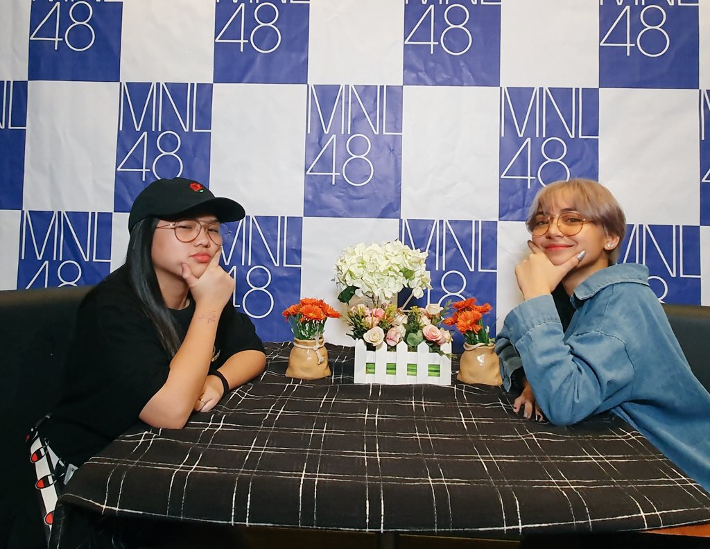 roxasydney's tweet image. Grabe! Parang pinagbiyak lang sa sobrang magkamukha. Can't tell the difference 🤷‍♀️🤣
#MNL48Gabb
#PogiProblems