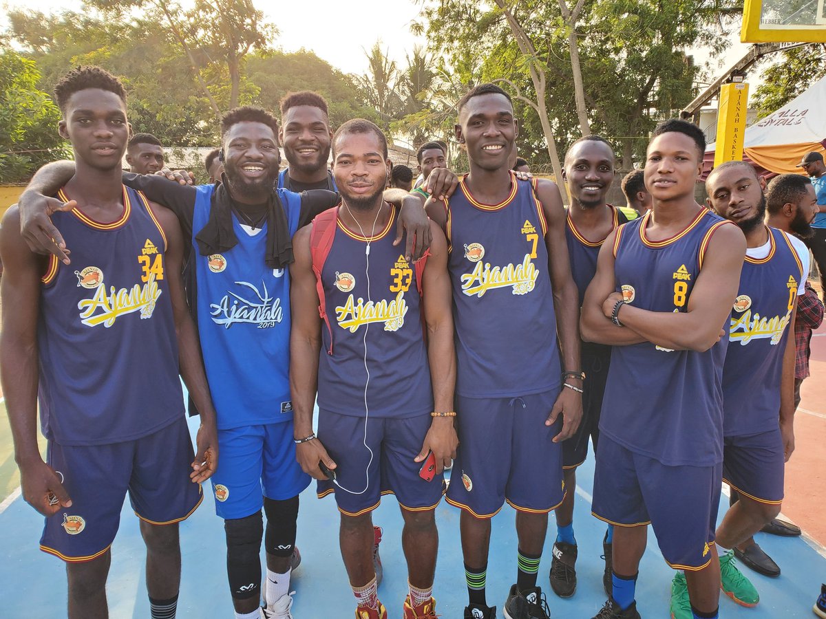 olumideoyedeji1's tweet image. Grooming future talents and giving hope to younger ones comes from the heart. Justice Nasir Ajanah kudo to you #FutureStars @AjanahBball
@NigeriaBasket @NigeriaFMYS @SundayDareSD @BballNaija