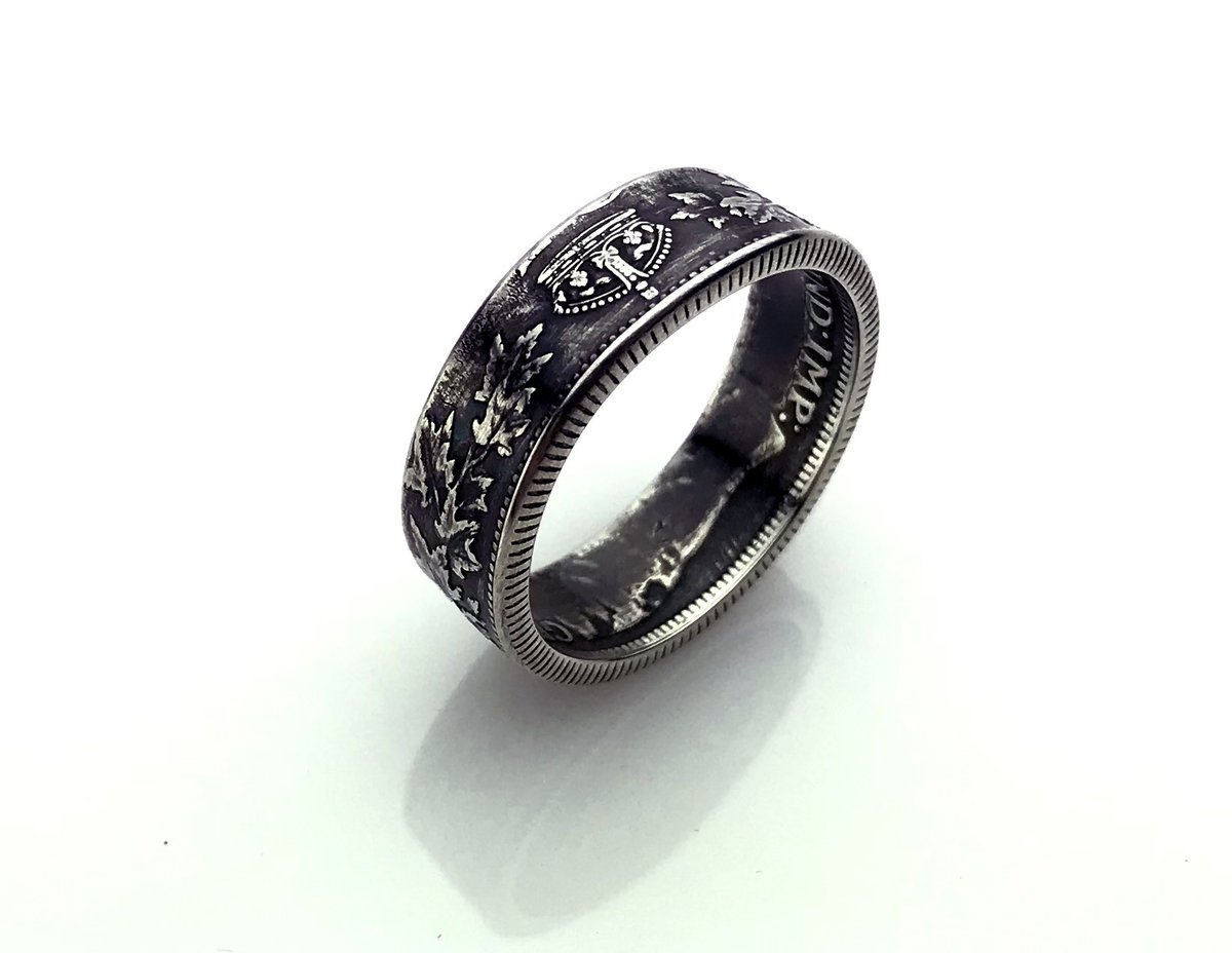 TMoseley2's tweet photo. Made from a #canada🇨🇦 25 cent coin.
What can I make for you?
https://t.co/vVXpVTmrg2
#tcscustomscoinrings 
.
.
.
#silverjewelry #canada #toronto #coinjewelry #coinrings #coinring #montreal #art #vancouver #quebec #etsyseller #handmaderings #etsyshop #etsyfinds #saturdayvibes https://t.co/eBYU7o5RpB