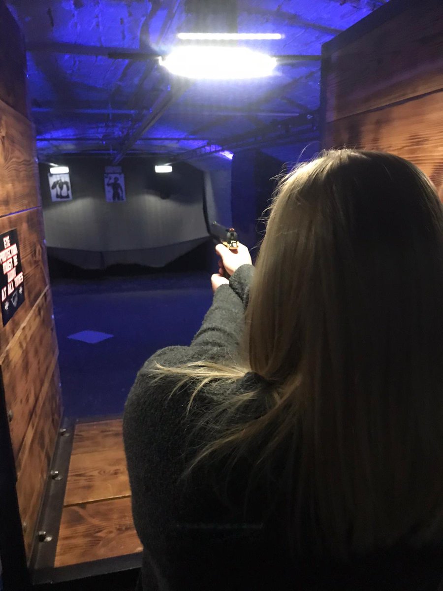 tar_pit_trap's tweet image. Had a great time at Ultimate Airsoft Range with some of my family today, can’t wait to go back and try the sniper range next time @Ultimateairsof2