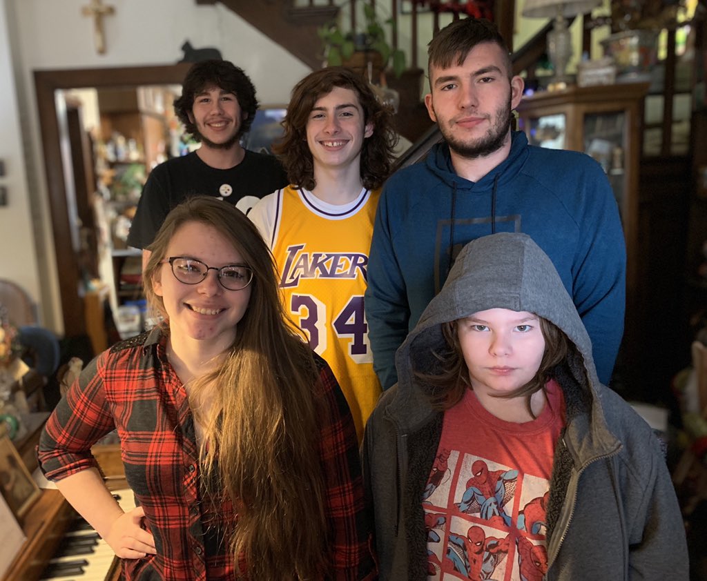 Real_DealRaps's tweet photo. The ones that made him a Pap.  
Demetrius , Trevor Jr., Devin, Lily, and Nathan.  ❤️#rippap #justiceforcharlie https://t.co/UprJJuxmMw