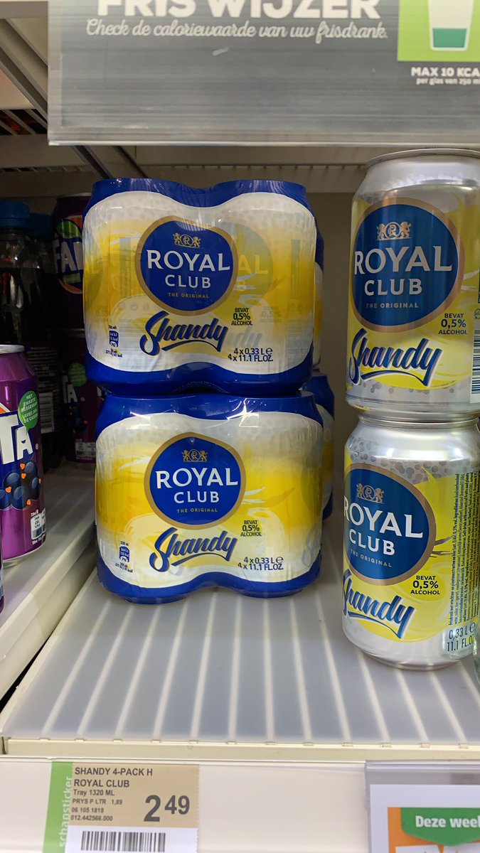 ReneFerwerda's tweet photo. @waylonline gewoon te koop in je lokale supermarkt! #Shandy #cheers #Nix18 https://t.co/UiCAbMxG04