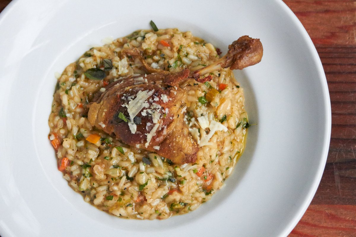 Risotto w/ Liberty ranch duck confit, soffrito, garlic, marjoram, white wine and pecorino!
.
.
.
.
.
#corsoberkeley #italianfood #Tuscany #Florentine #italianwinelist #housemadecocktails #housemadepasta #salumi #housemadesalumi #berkeleyrestaurants