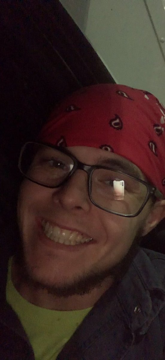 TatersAndGradyy's tweet photo. That smile can get me through some of the hardest times ♥️♥️ https://t.co/SCDdHxAvup
