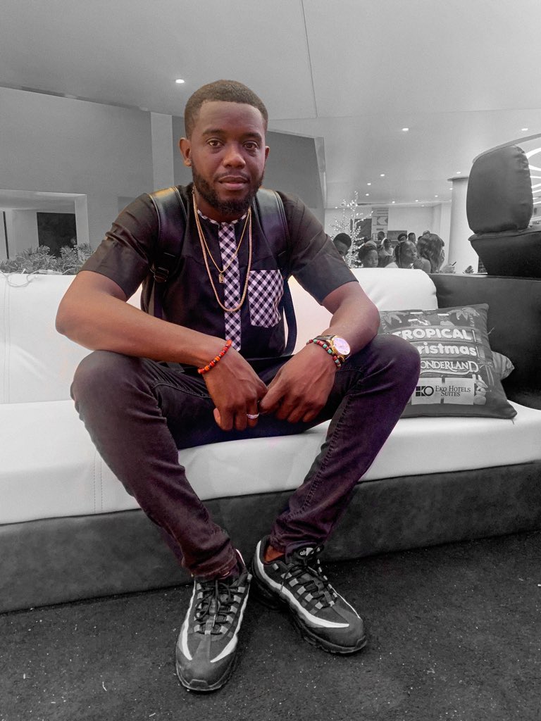 iamtonyade's tweet photo. Vision #2020 : “To see in color is a delight for the eye 👀, but to see in black and white is a delight for the soul 👁”—Andri Cauldwell #motivation #TrustTheProcess #tonyade #winner #nigeria #naija https://t.co/pOgavu8JUQ