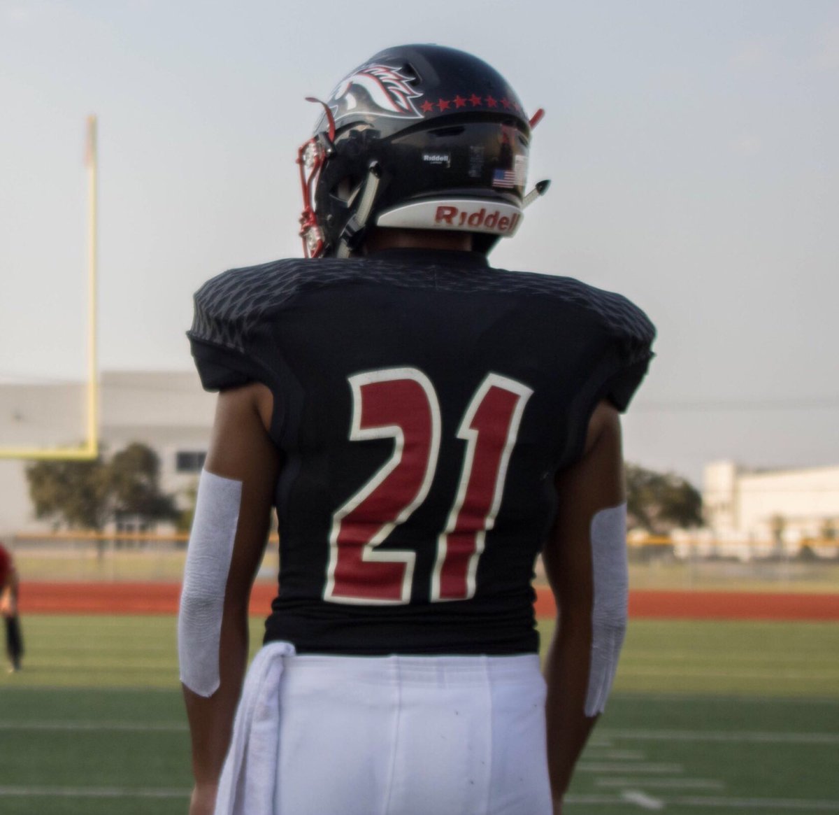 1st TEAM ALL-DISTRICT OFFENSE
Isai Pena, Fullback, Senior