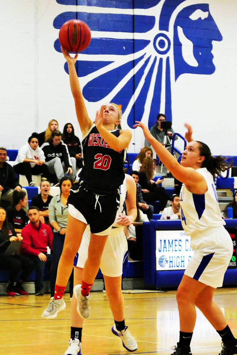 NANNPHOTO51's tweet photo. NJ HS Girls B-Ball Caldwell vs West Essex photos & digital at https://t.co/ex6QCy9kKN #WestEssexNow #NJHSSports #njhsgirlsbasketball #WestEssexHS #CWCJHSCHIEFS #CWCJHS #jchsgirlshoops #shamrock_74 https://t.co/t8loeA99KB
