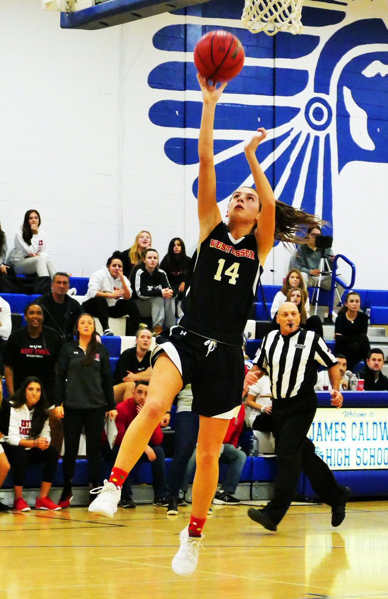 NANNPHOTO51's tweet photo. NJ HS Girls B-Ball Caldwell vs West Essex photos & digital at https://t.co/ex6QCy9kKN #WestEssexNow #NJHSSports #njhsgirlsbasketball #WestEssexHS #CWCJHSCHIEFS #CWCJHS #jchsgirlshoops #shamrock_74 https://t.co/t8loeA99KB