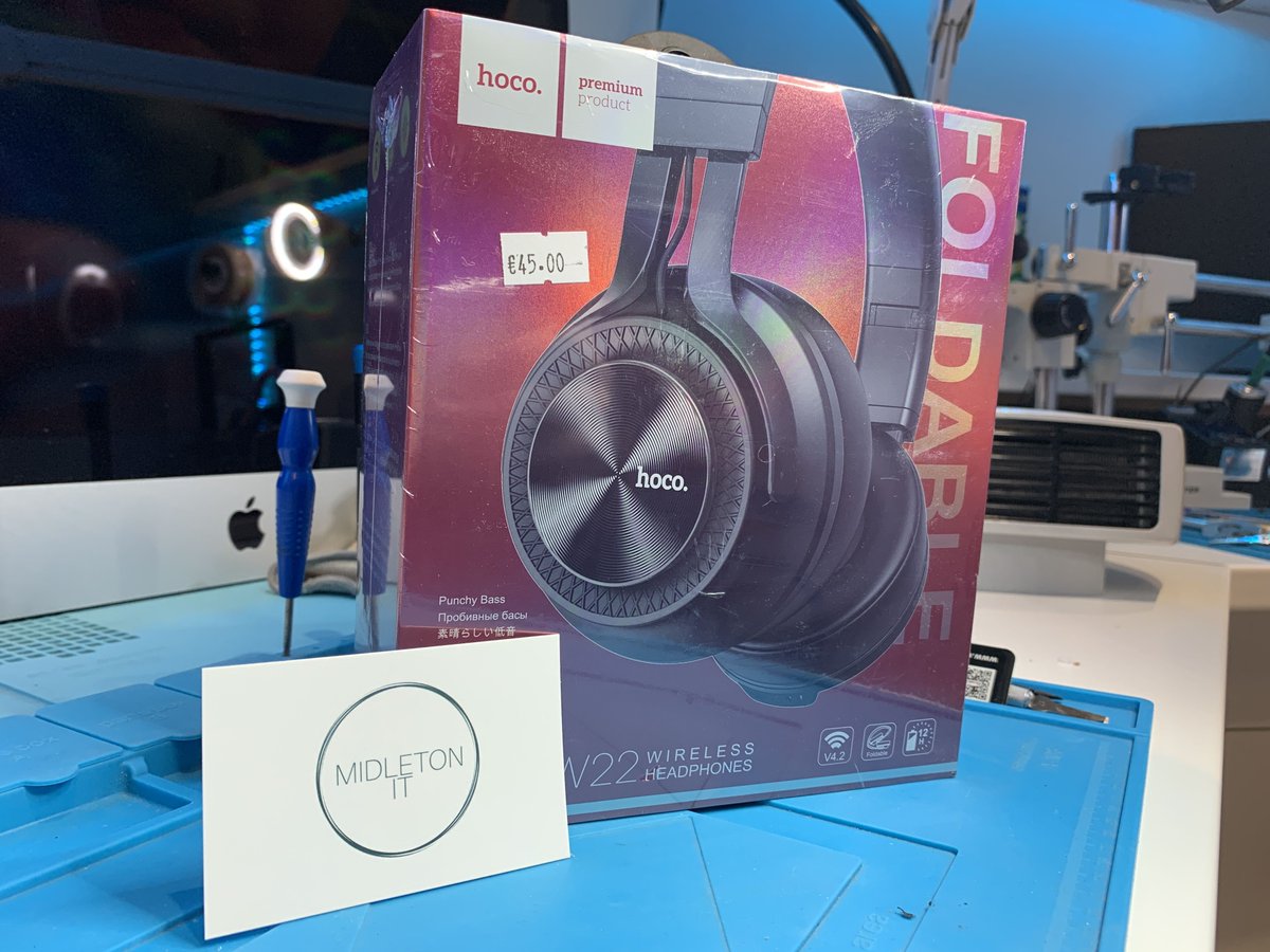 Midleton_IT's tweet image. 🎧 Headphones Sale! 🎧

All of our headphones are 10% off!

In face all of our products are 10% off!

Pop into us in Market Green Shopping Center to pick yourself up a great set of headphones!

We are located right across from McCauley pharmacy!

➡️ MidletonIT.ie ⬅️