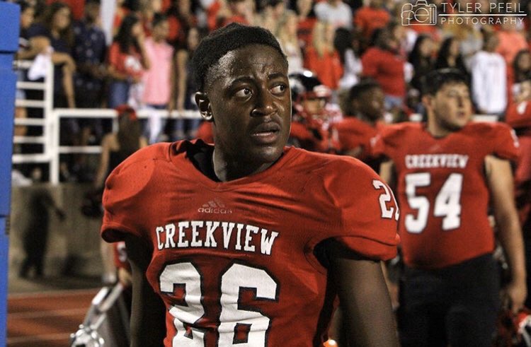 1st TEAM ALL-DISTRICT DEFENSE
Daniel Miller, OLB, Senior