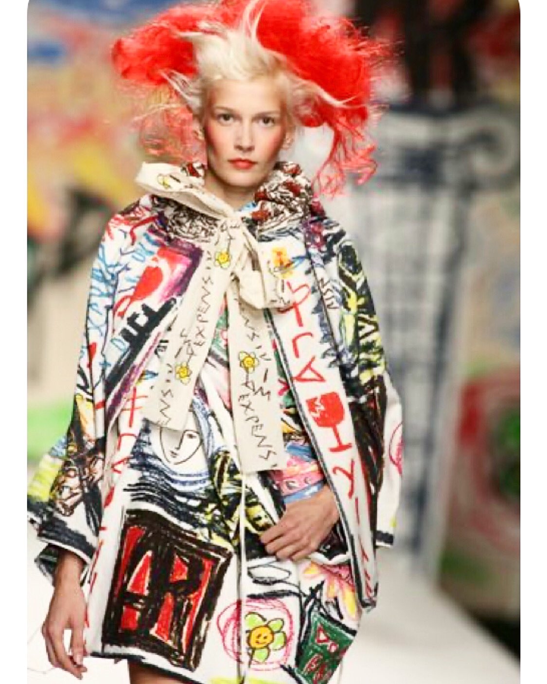 Vivienne Westwood☆I am EXPENSIVE キャンバス Round the world on X: 