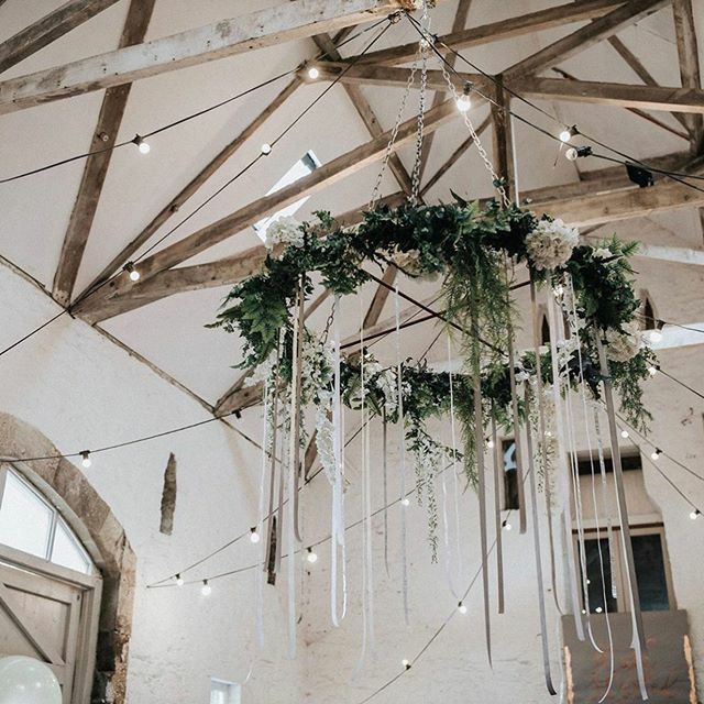 Our glorious customisable hanging wreath. It’s huge and we love it. Adapt it easily with your colours, foliage and schemes #wyresdalepark #northwing #barns #wedding #foliage #wreath #garland #forage #ribbon #scheme #colours #customise ift.tt/2ZvBbjX