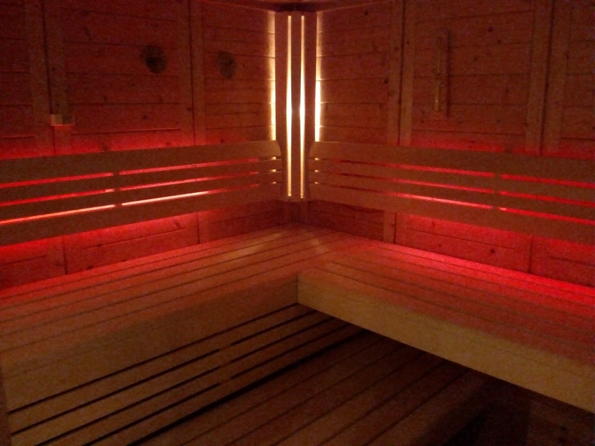 RWheatcroftElec's tweet photo. When on holiday it's important to do some of the things you enjoy. Jealous of 3phase to the house, even a 3phase induction hob. Advice &amp; assistance repairing the Sauna LEDs . #Electrical #IFixStuffWithWires https://t.co/fCHf89hDTa