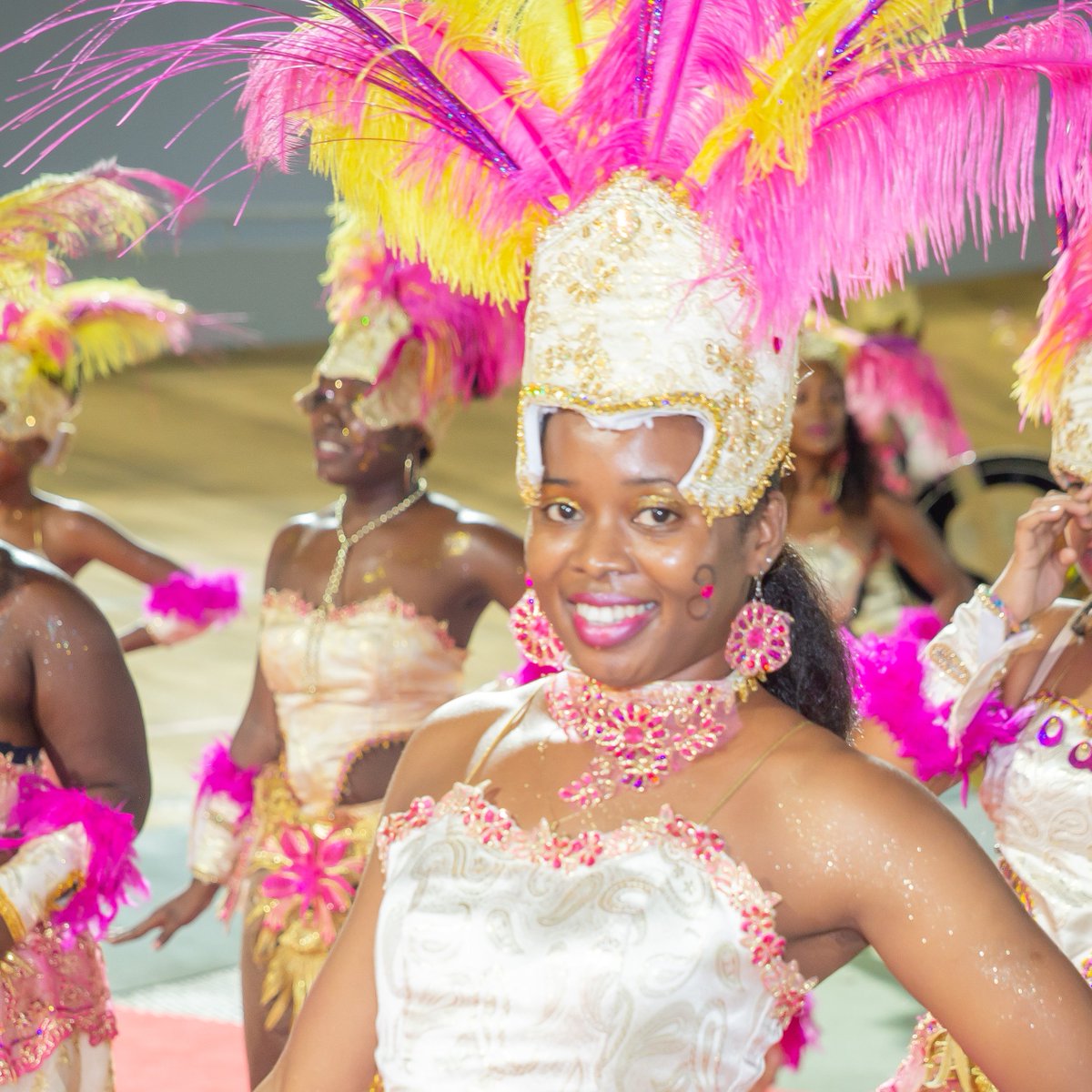 masanfoli's tweet photo. @CRGuadeloupe @ilesGuadeloupe @andrejeanvidal @Kannaval971 @EAUMATOUBA @baiemahault @kannavalapp @KannavalGwad97 @caraibcreole @Canal10_GP Mas, Gwoup a po, Caisses claires, Synthé, Traditionnel... c'est un échantillon de la richesse de notre culture carnavalesque qui se dévoilera sous vos yeux afin de donner le coup d'envoi officiel de la saison. 

#MasAnFoli #Guadeloupe #WeLoveCarnival #Kannaval https://t.co/cKhiimA4Xn