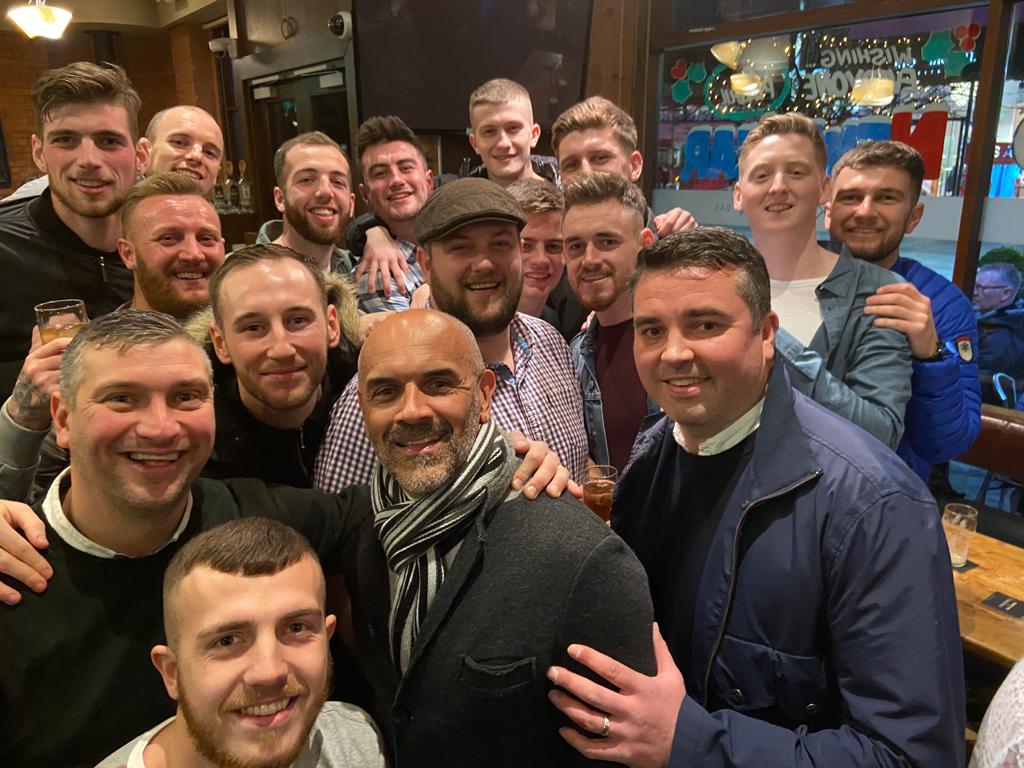 Portadownfc's tweet photo. Nothing to see here...just a Portadown legend & Hall of Famer bumping into the current Portadown squad on their team night out in Belfast #SuperJoey #WingWizard https://t.co/0ShYMFqukc