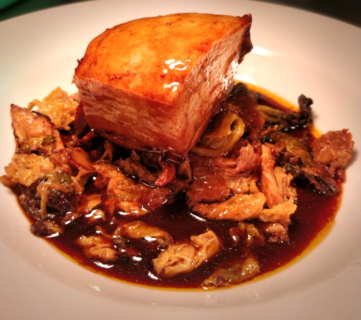 PintShop's tweet photo. Pork belly hot on the pass. #MeatBreadBeer https://t.co/VC3Ponx4Kq