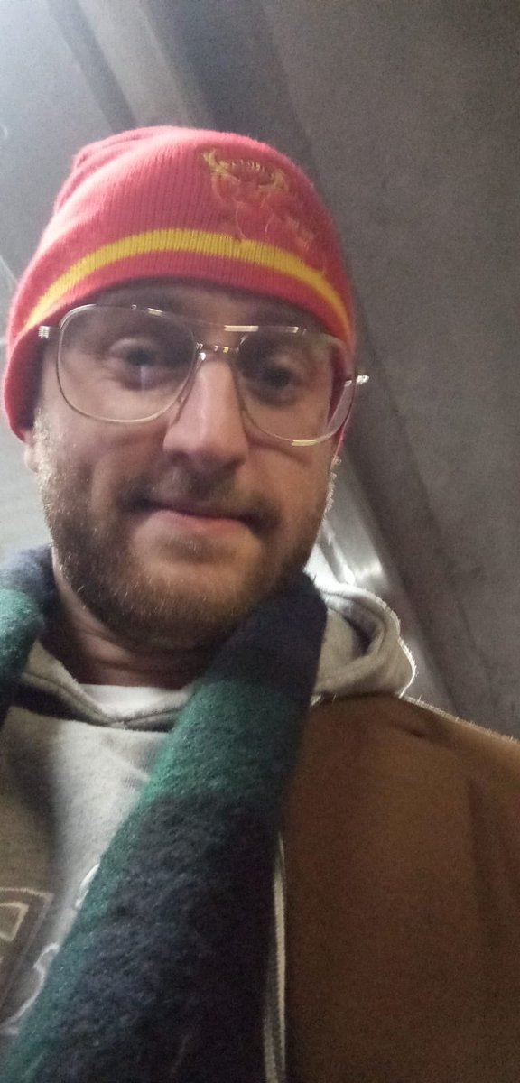 clairthomas's tweet photo. On behalf of my lovely cousin Jordan Kerin #ThomondParkSelfie https://t.co/nQcowRRHNb