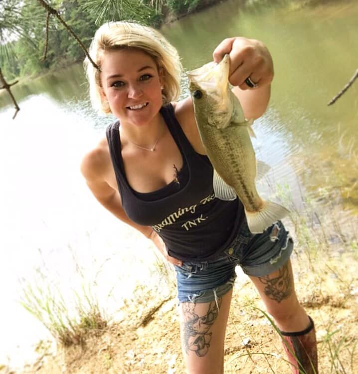 #BigBass #GoFishing #FindAdventure #BassPro
Shop Now! geartogetout.com/pages/go-fishi…