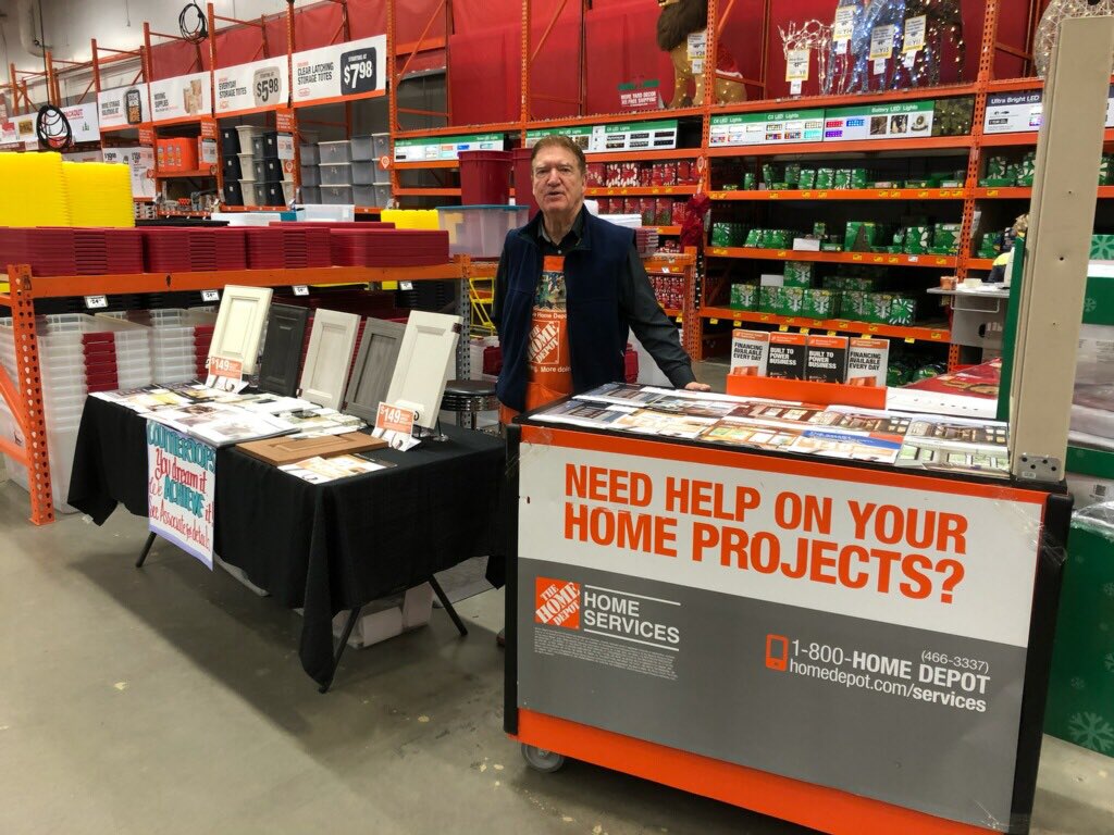 lynnhokeicloud1's tweet photo. #EveryStoreEveryDay See Surprise HD See Frank https://t.co/gZMevQWIYC
