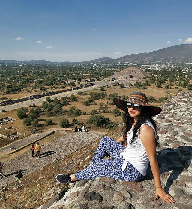 Ale_Azulita's tweet photo. Vista desde la Piramide del Sol 🌞
-
-
-
-
#teotihuacan #piramide #piramidesdeteotihuacan #pyramids #pyramidofthesun #pyramid #pyramidofthemoon #captura_mexico #seemexico #visitmexico #mexicotravel #chooselovely #inspiremyinstagram #spiritualjourney #… https://t.co/0TIKScHDYp https://t.co/eNNUuRIGbT