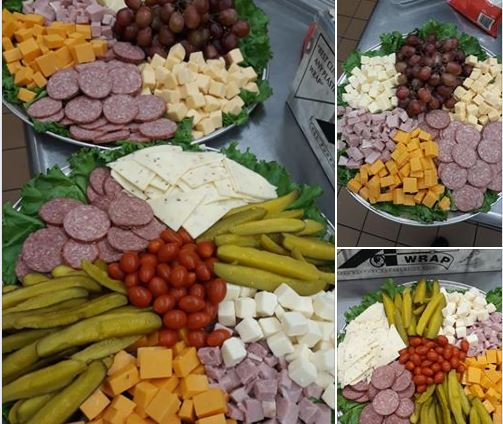 nexcarewellbdge's tweet image. Holiday party delectables at Valley view ...prepared by Chef Manager Demetria Curry! #teamvalleyview #epiceats #holidayparty