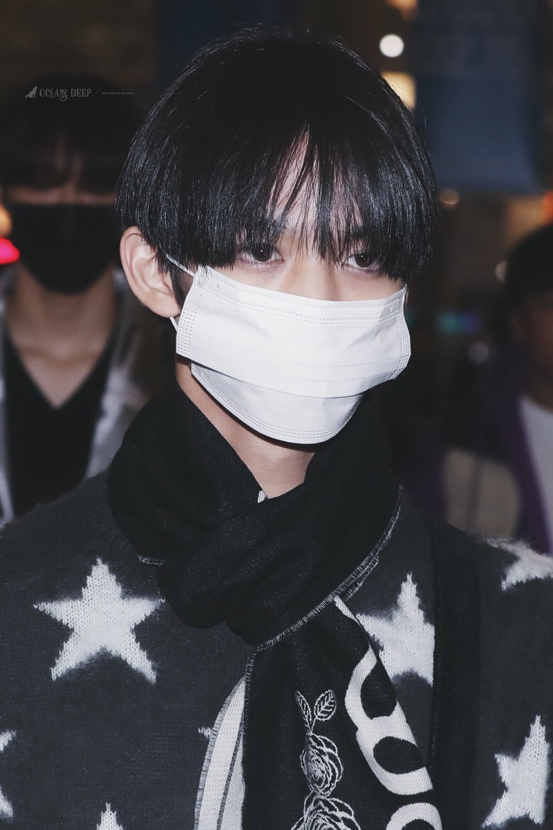 oceansdeep0510's tweet photo. 🎬191226 ICN

#CIX #FIX #팬바라기 #배진영 #JINYOUNG #BAEJINYOUNG https://t.co/Qdwn1zpljq