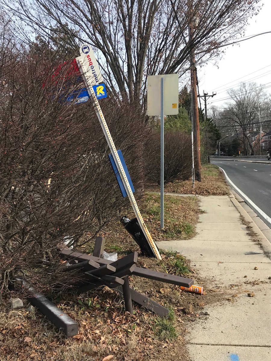 DorcasRobinson's tweet photo. #walkinghere J2 bus stop East-West Highway. We always stand well back, in the slip road behind this stop. Clearly with good reason. Cars come fast round the bend. Should be fixed with rethink about bus rider safety. https://t.co/0WHrVO1lVy
