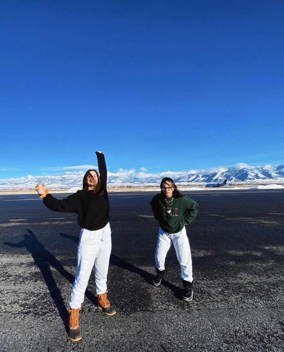 MIDDLE KID tweet media