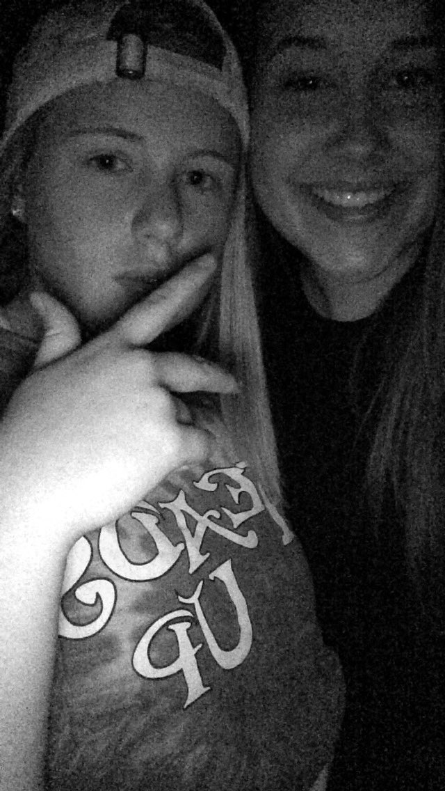 DayLogan18's tweet photo. Thank you for keeping high school interesting. Never a dull moment with you. So many memories I’ll never forget. Love you always❤️ #LLM https://t.co/bVKIWRhIbF