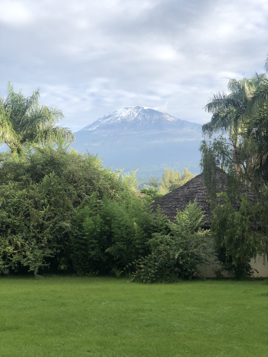 MxCarter's tweet photo. View from @Kilemakyaro https://t.co/pnqnFOsAjq