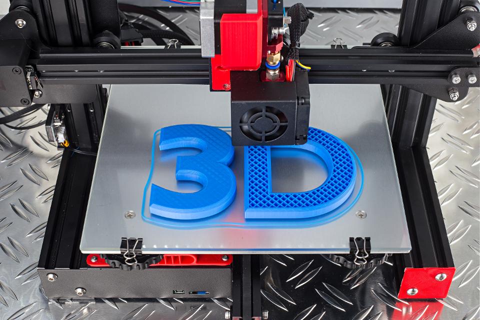 Forbes's tweet photo. In 2020, 3D printers will get faster, smarter and more versatile, "colonizing" a wider range of environments—making 3D printing 1 of the most transformational technologies in the 4th industrial revolution https://t.co/w8YJrz5QMB https://t.co/iucBldxcEB