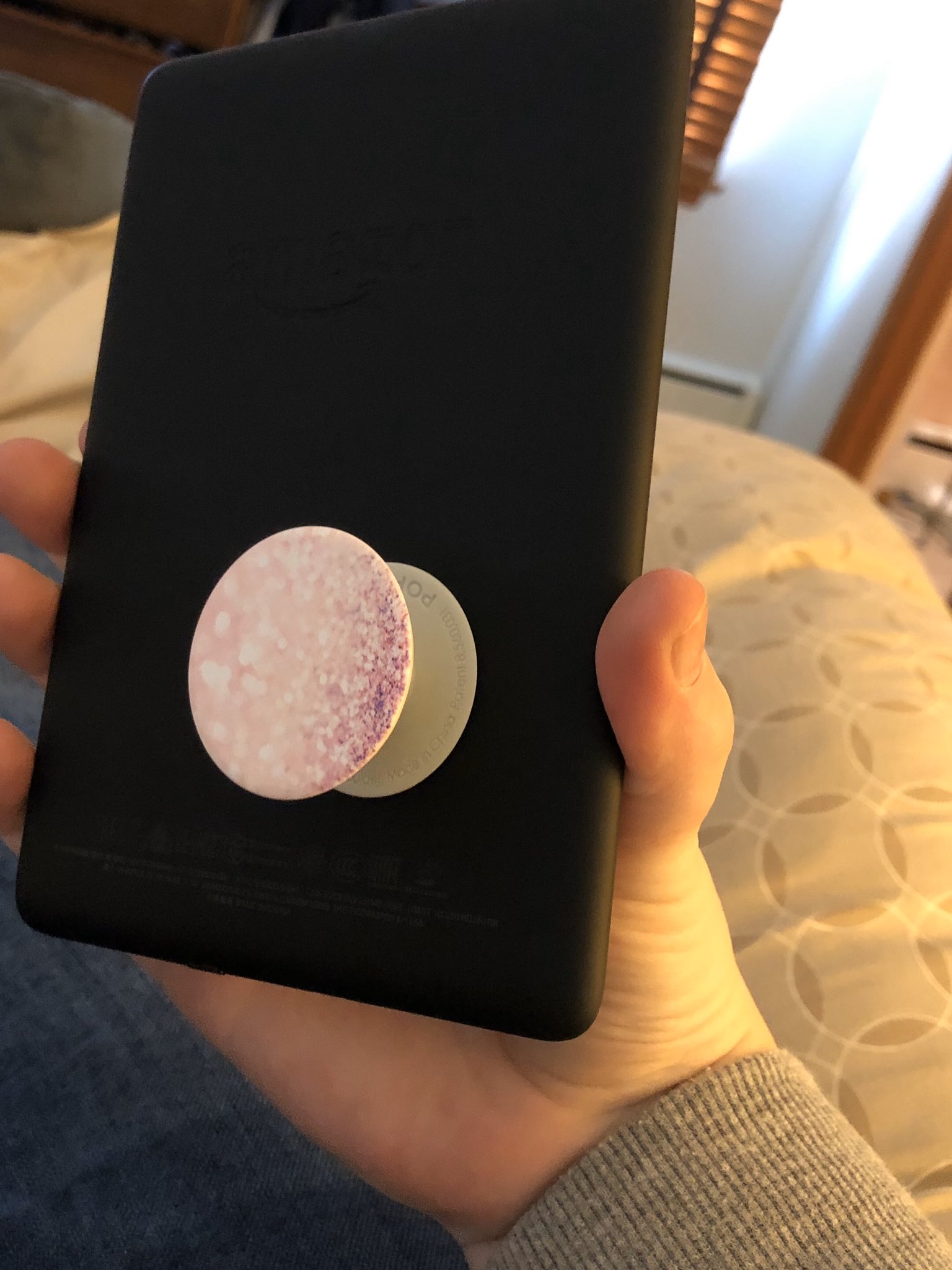 Dr. Nikki Crowley (she/her) on X: Things I didn't know I needed and now  can't live without: pop socket on my kindle (h/t buzzfeed?)   / X