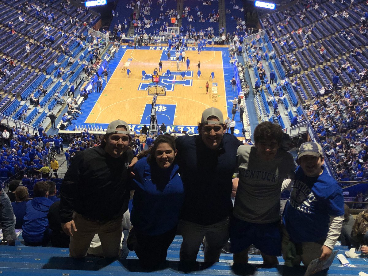 teamdiffley's tweet photo. #WeAreUK https://t.co/5JK7YKKKab