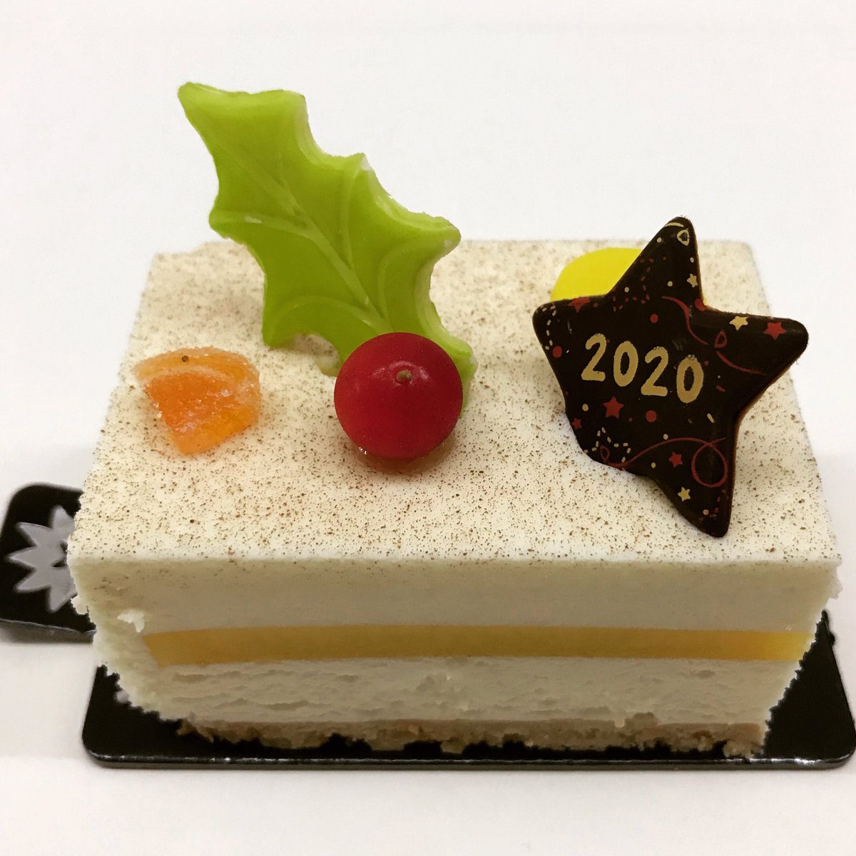 PFlordeNeu's tweet photo. #capdany2019 #postres #mousse #cavamandarinaiyyzu #pastisseria #elaboraciopropia #petitesproduccions #santjoandevilatorrada #bages https://t.co/fOP1KLwIIK