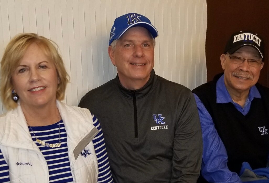 ladyt0306's tweet photo. #WeAreUK https://t.co/vTJ3J2LSNe