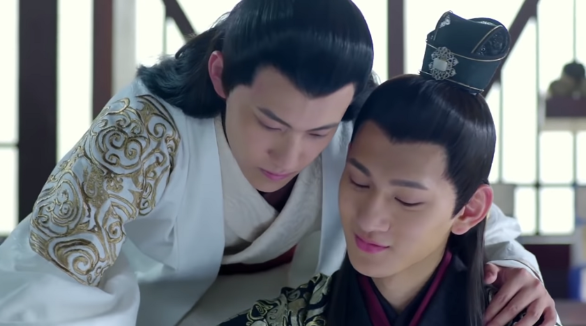 Shazzledazzlee's tweet photo. *Loud Awkward Cough* So sorry was I interrupting your OTP moment?
#LIMTAW #loveismorethanaword #识汝不识丁 #ShiRuBuShiDing #TaoMo #GuShe #BL #Cdrama https://t.co/K8wFkn2m4c