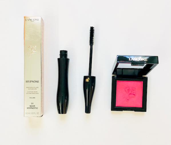 davelackie's tweet photo. Today's luxe beauty giveaway is a pair of Lancome all-stars: Hypnose Mascara in "noir hypnotic" + Le Monochromatique for eyes, lips &amp; cheeks in "s'il vous plait" To enter, follow @davelackie &amp; RT https://t.co/AaeL0t8WKT